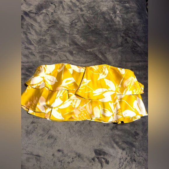 Marciano skirt and corset - Picture 2 of 6